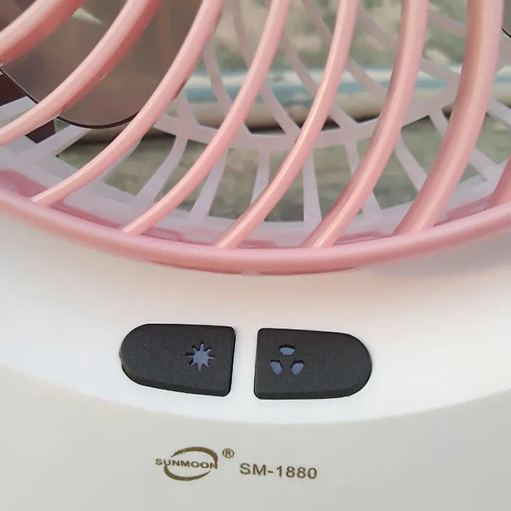 Lithium rechargeable mini table air cooling fan with LED light JY SUPER 1880 Battery Power - 2400 mAh Place of Origin: CHINA